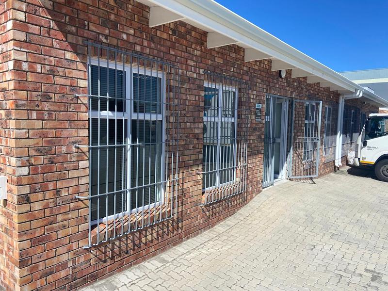 To Let commercial Property for Rent in Fairview Eastern Cape